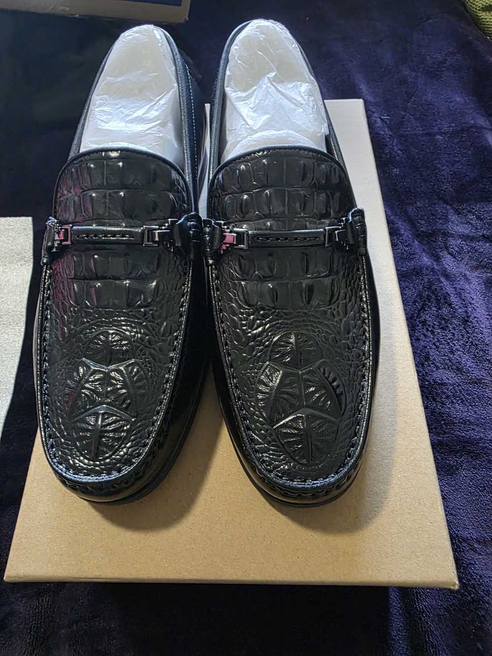 Men's Black Croc-Embossed Leather Loafers Size 10